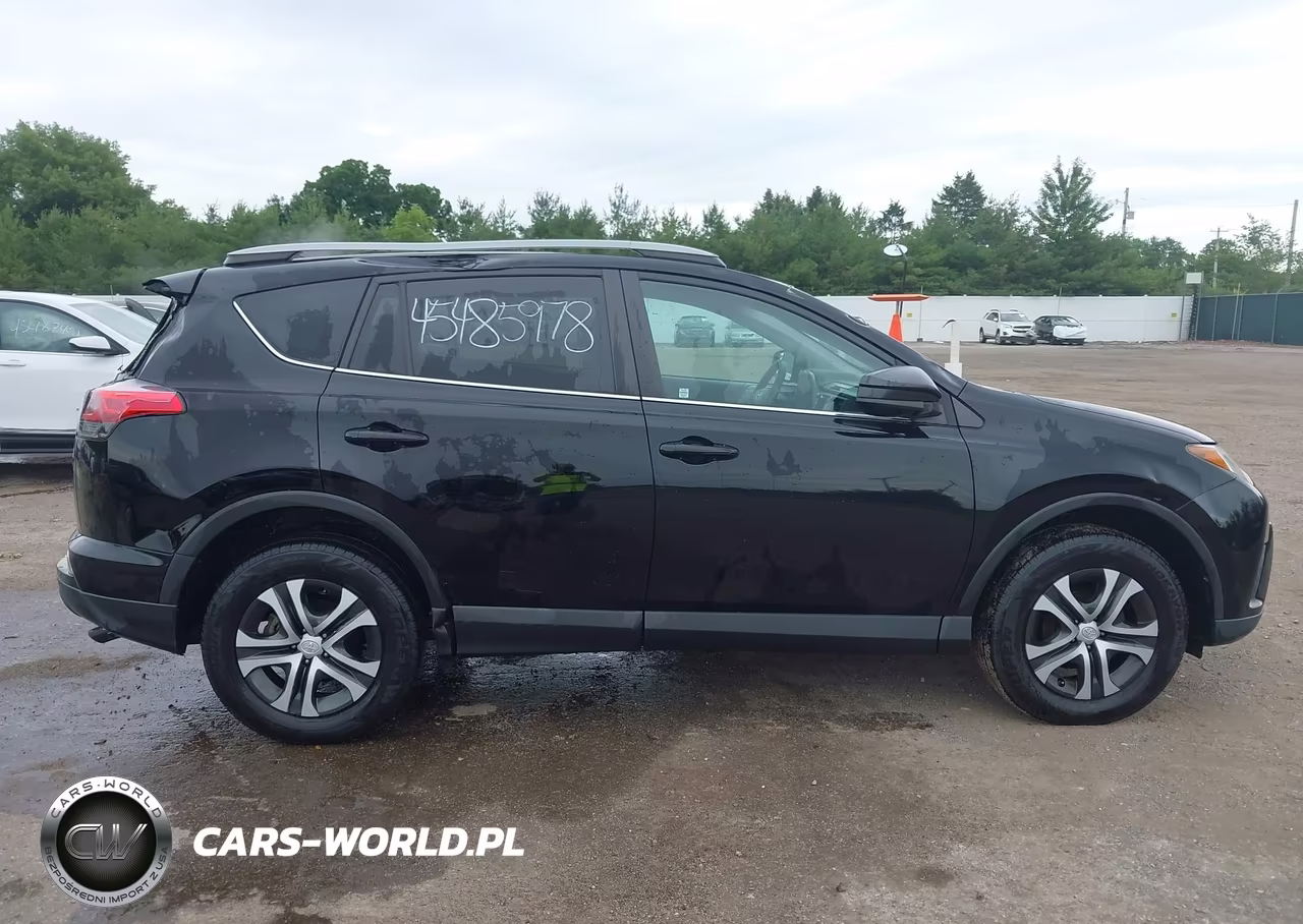 2017 Toyota Rav4 Le VIN:2T3BFREV3HW693380 - 13