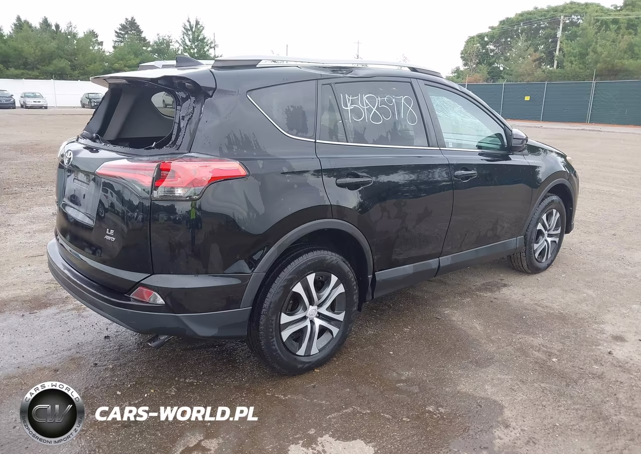 2017 Toyota Rav4 Le VIN:2T3BFREV3HW693380 - 4