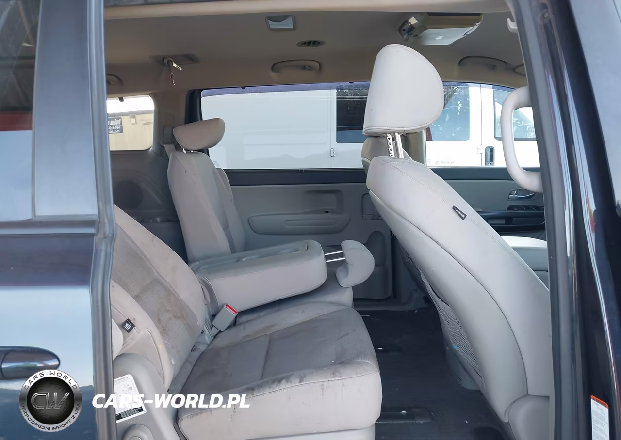 2016 Kia Sedona Lx VIN:KNDMB5C13G6188789 - 8