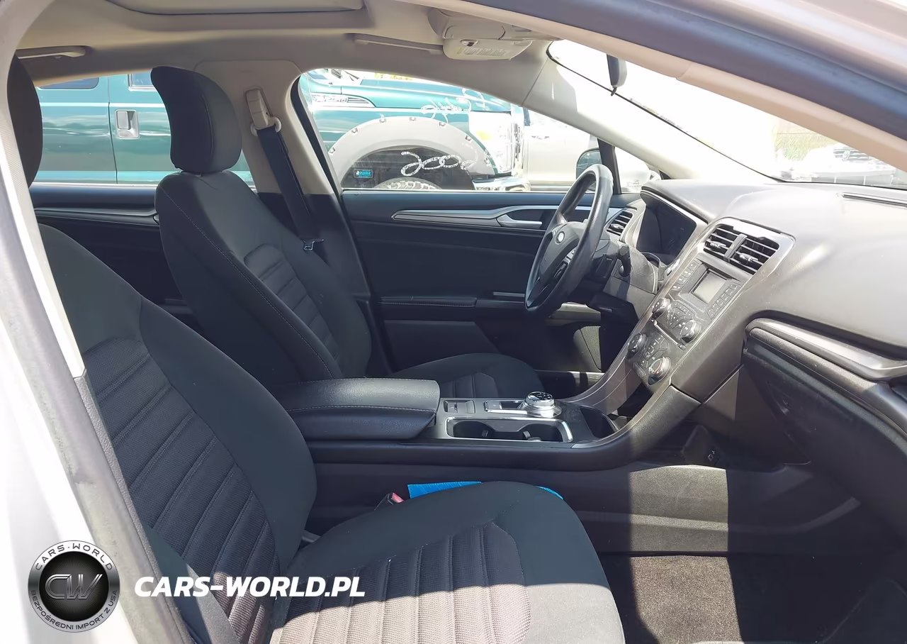 2017 Ford Fusion Se VIN:3FA6P0HD0HR149118 - 5