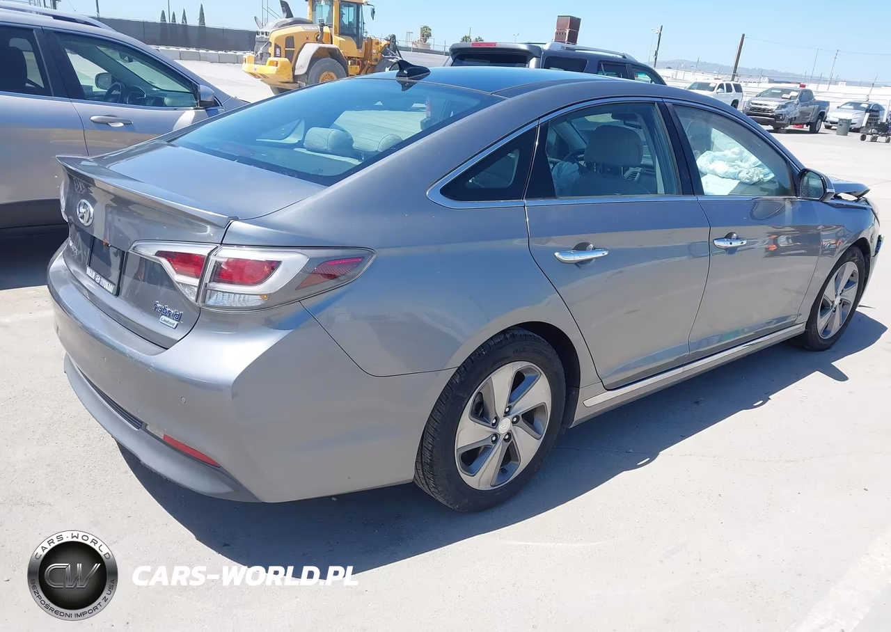 2017 Hyundai Sonata Hybrid Limited VIN:KMHE34L11HA056569 - 4