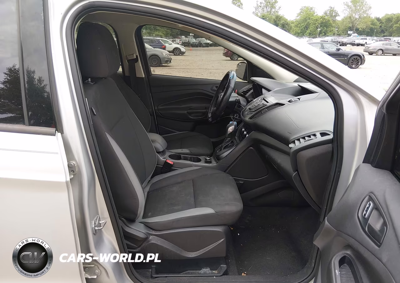 2016 Ford Escape S VIN:1FMCU0F79GUA35012 - 5