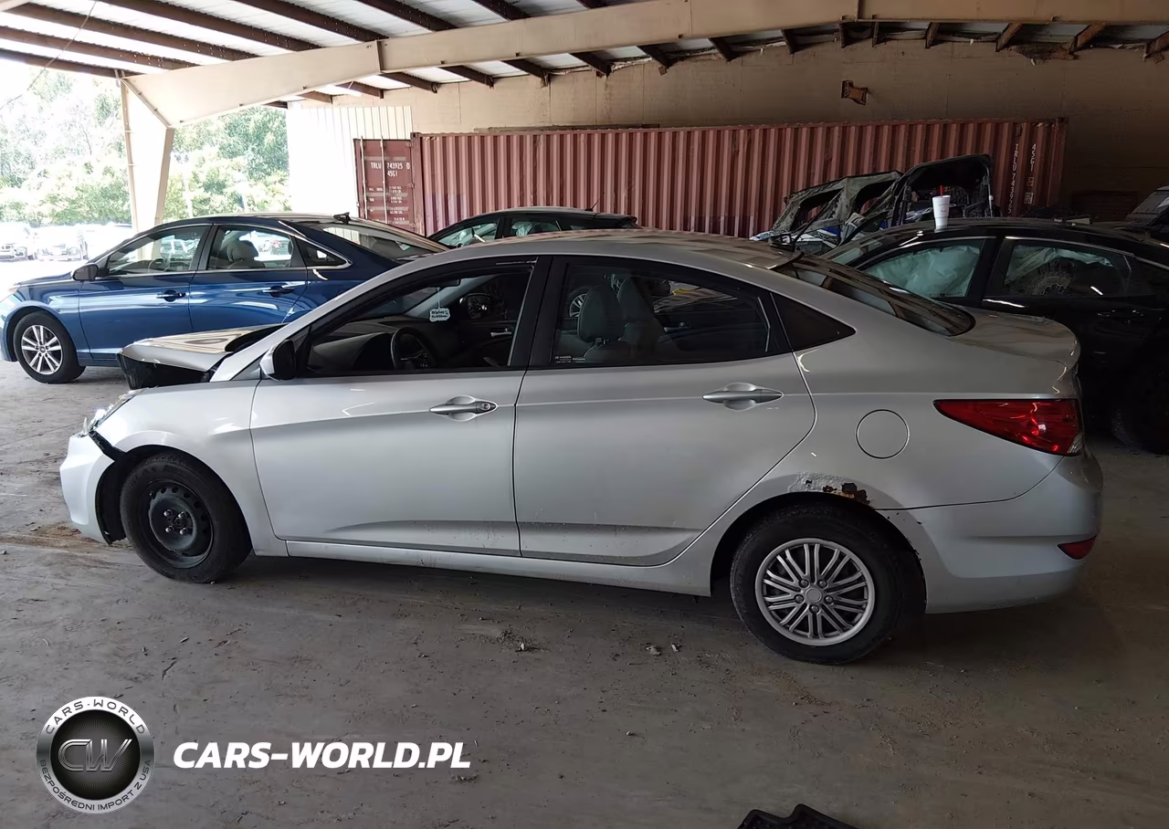 2013 Hyundai Accent Gls VIN:KMHCT4AE6DU453183 - 15