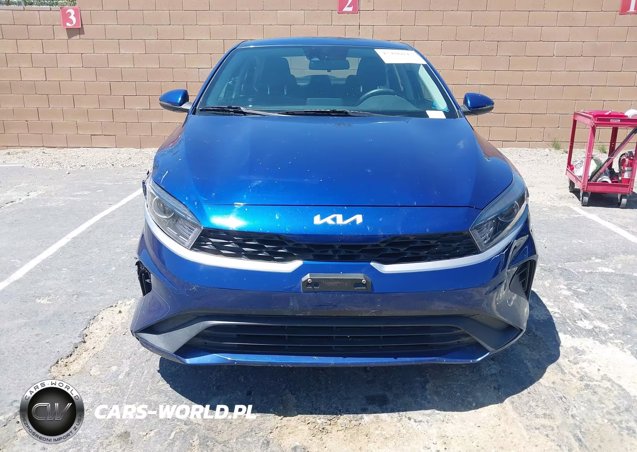 2023 Kia Forte Lxs VIN:3KPF24AD7PE571371 - 12