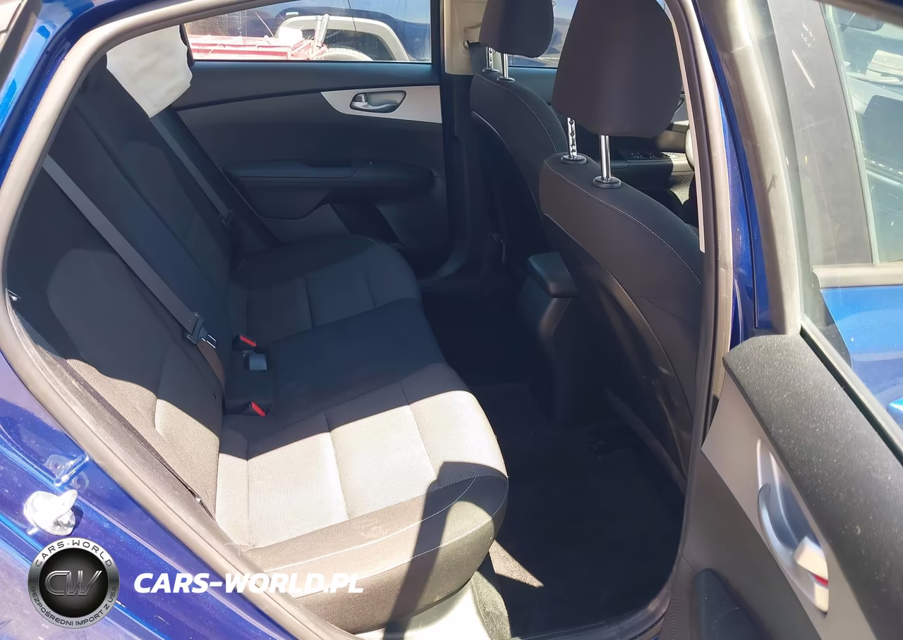 2023 Kia Forte Lxs VIN:3KPF24AD7PE571371 - 8