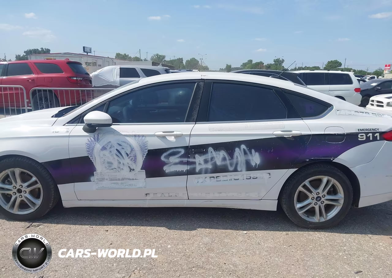 2018 Ford Fusion Hybrid S VIN:3FA6P0UU6JR143139 - 14