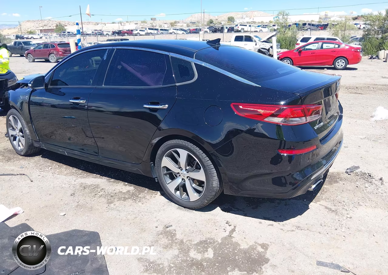 2019 Kia Optima S VIN:5XXGT4L34KG302377 - 3