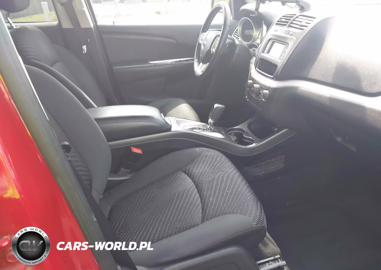 2018 Dodge Journey Se VIN:3C4PDCAB0JT474748 - 5