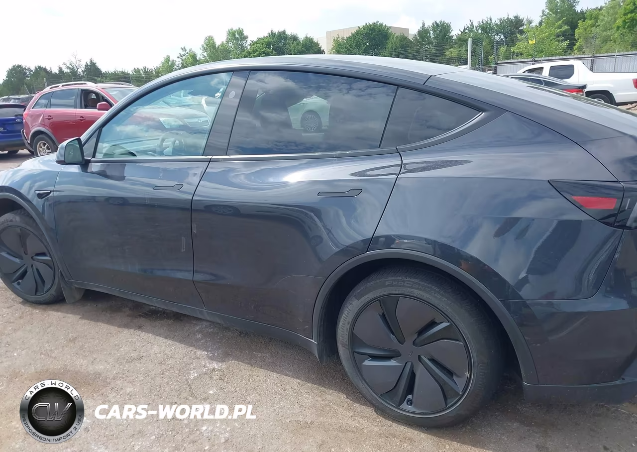 2026 Tesla Model Y All-Wheel Drive-Long Range Launch Series-Premium All-Wheel Drive VIN:7SAYGDEE0TF429495 - 14