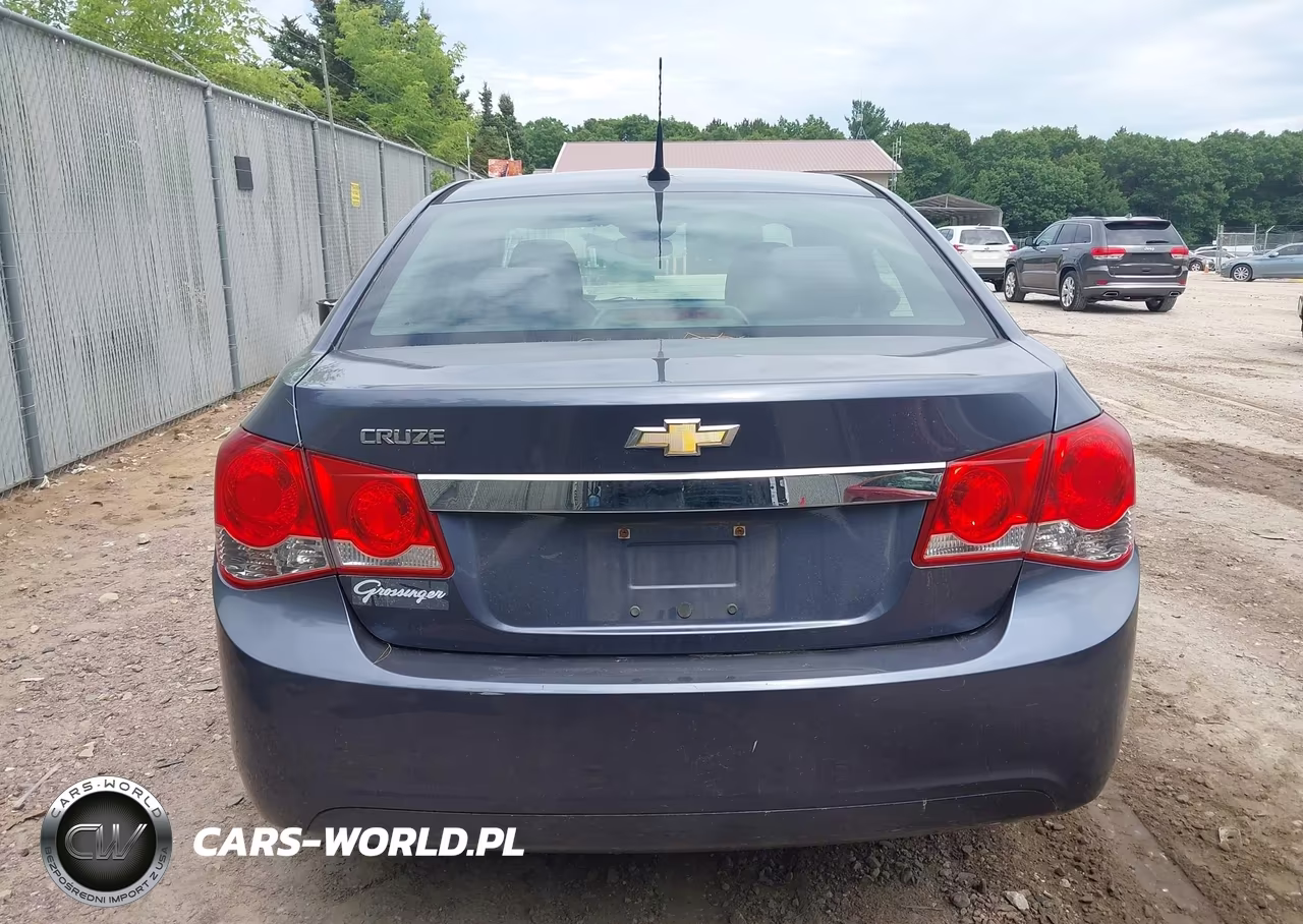 2014 Chevrolet Cruze Ls Auto VIN:1G1PA5SH6E7113356 - 16