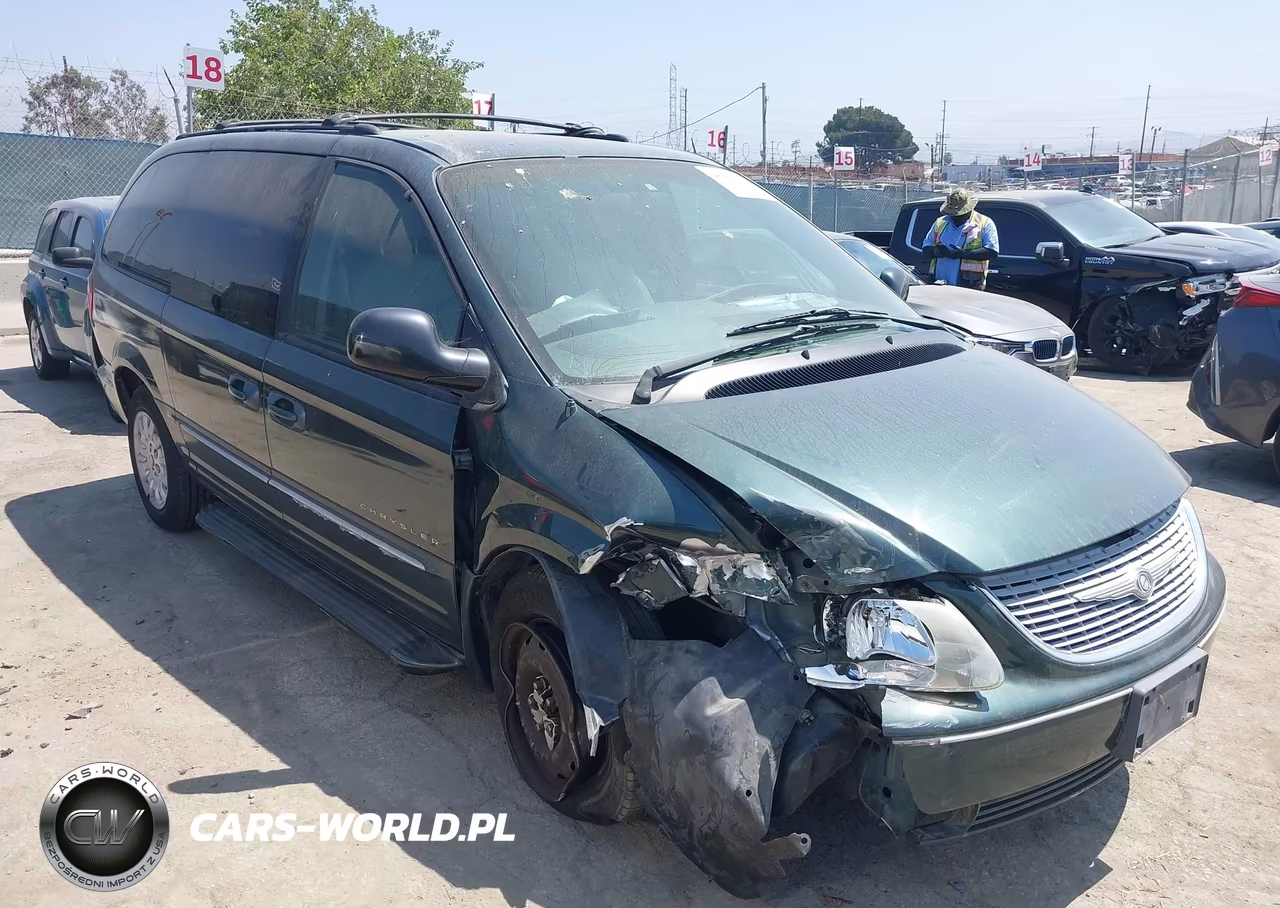 2001 Chrysler Town & Country Lxi