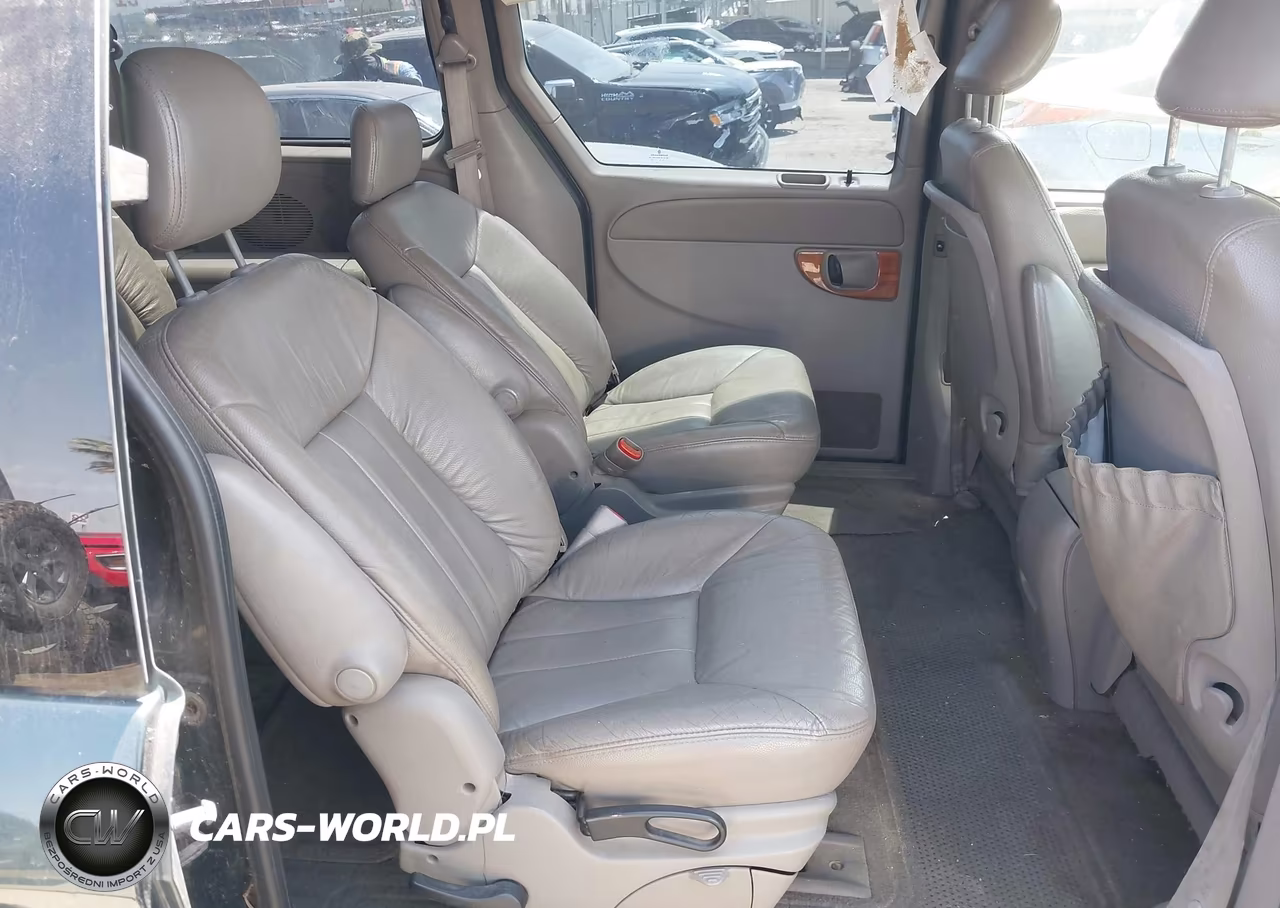 2001 Chrysler Town & Country Lxi VIN:2C8GP54L81R155039 - 8