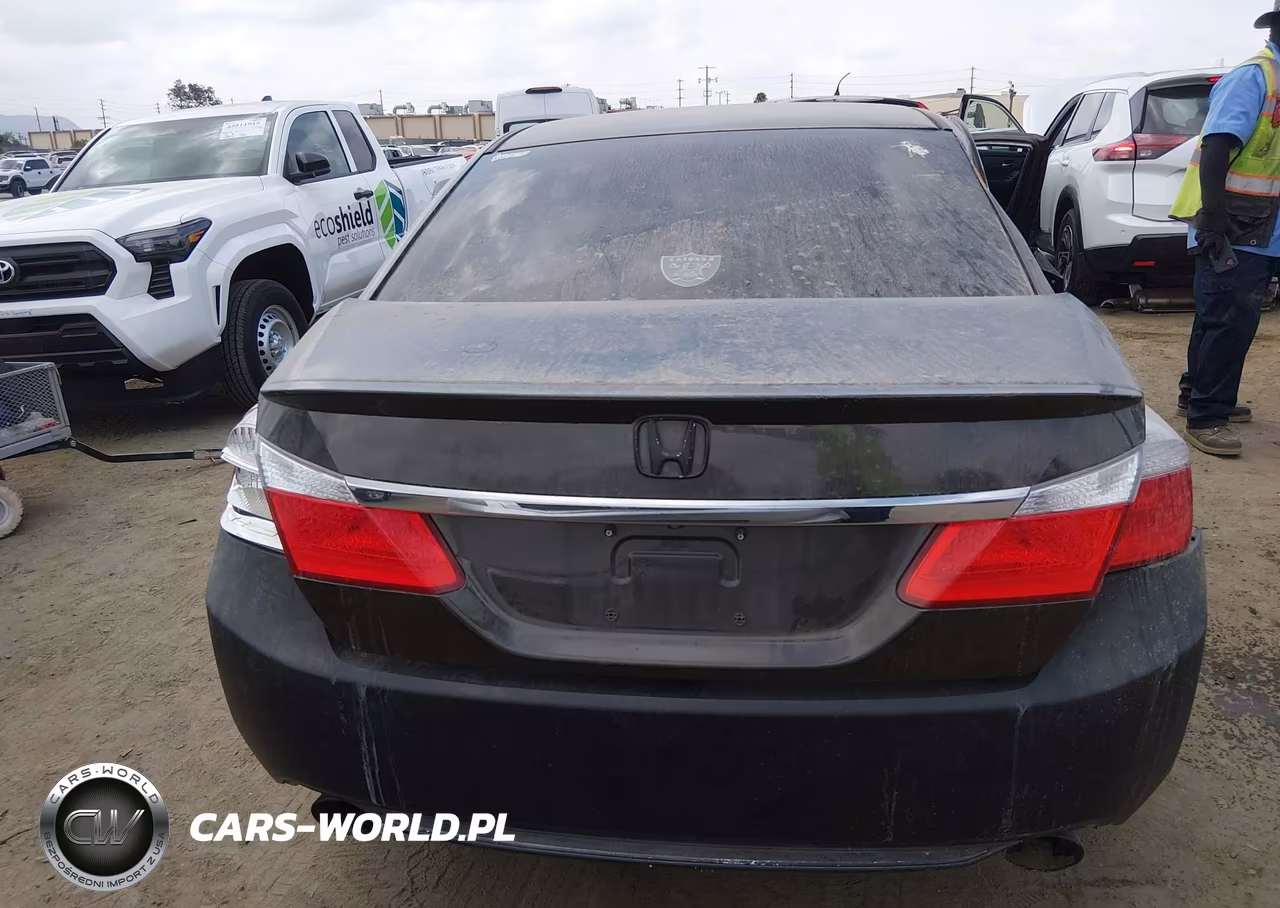 2014 Honda Accord Sport VIN:1HGCR2F55EA085681 - 15