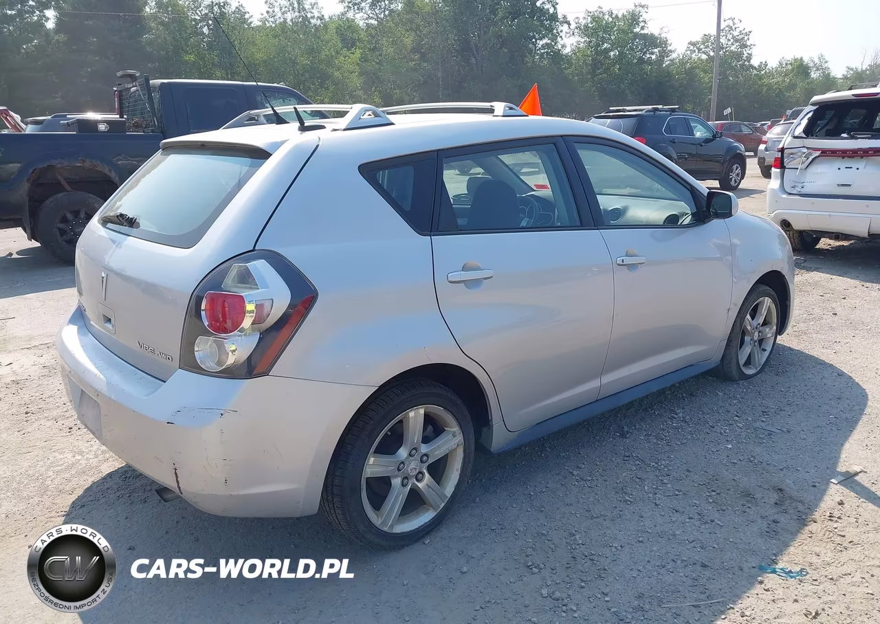 2009 Pontiac Vibe VIN:5Y2SM67039Z472031 - 4