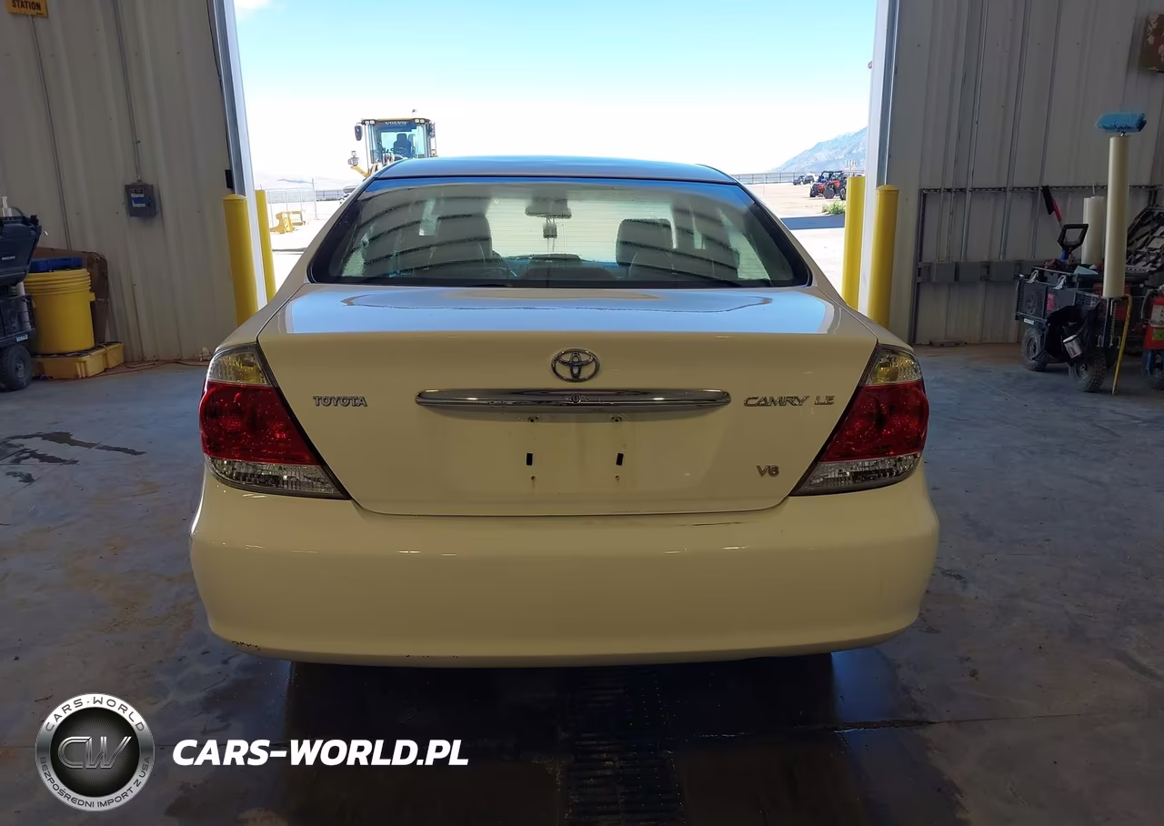 2005 Toyota Camry Le V6 VIN:4T1BF30K05U614598 - 17