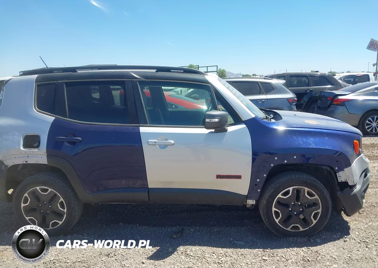2017 Jeep Renegade Trailhawk 4X4 VIN:ZACCJBCB1HPG36578 - 14