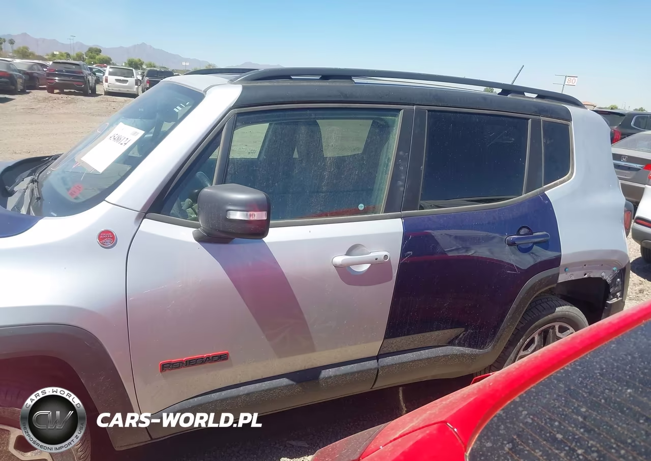 2017 Jeep Renegade Trailhawk 4X4 VIN:ZACCJBCB1HPG36578 - 15