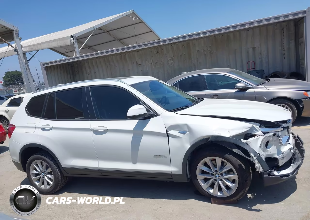 2015 BMW X3 xDrive28I VIN:5UXWX9C52F0D60933 - 13