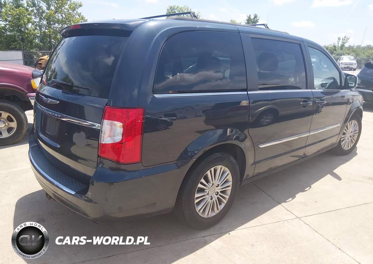 2013 Chrysler Town & Country Touring-L VIN:2C4RC1CG6DR594165 - 4