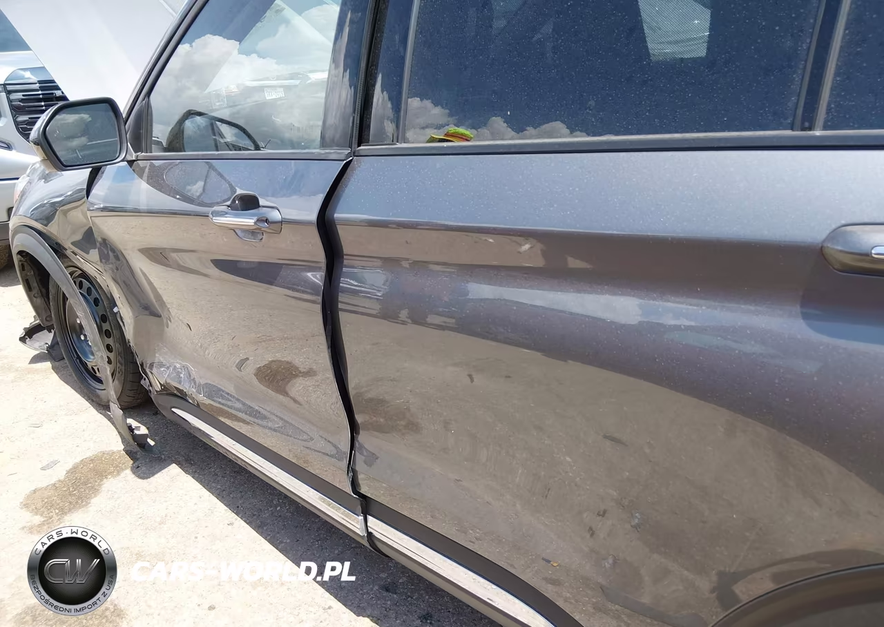 2023 Ford Explorer Limited VIN:1FMSK7FH8PGB67843 - 6