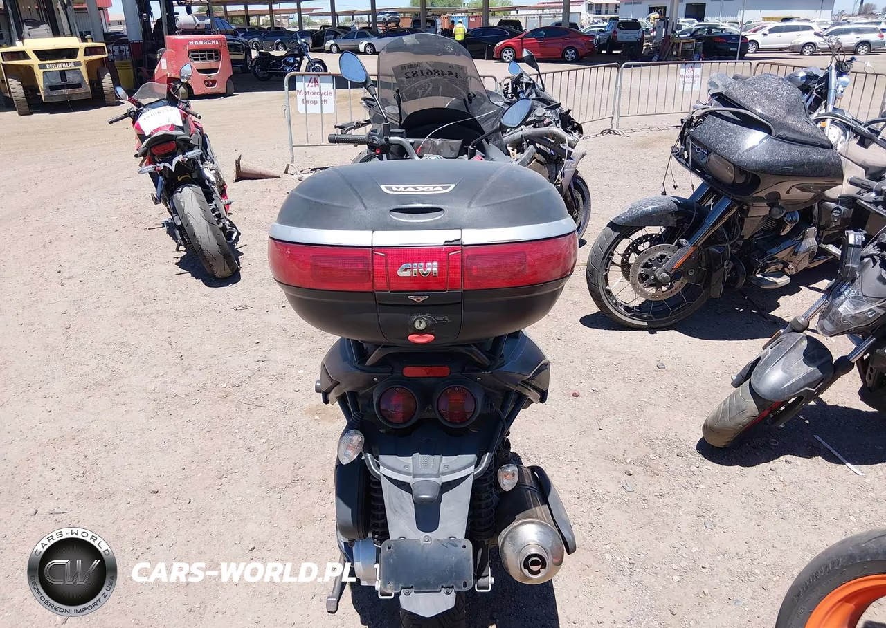2009 Piaggio Mp3 500 VIN:ZAPM610X295001037 - 6