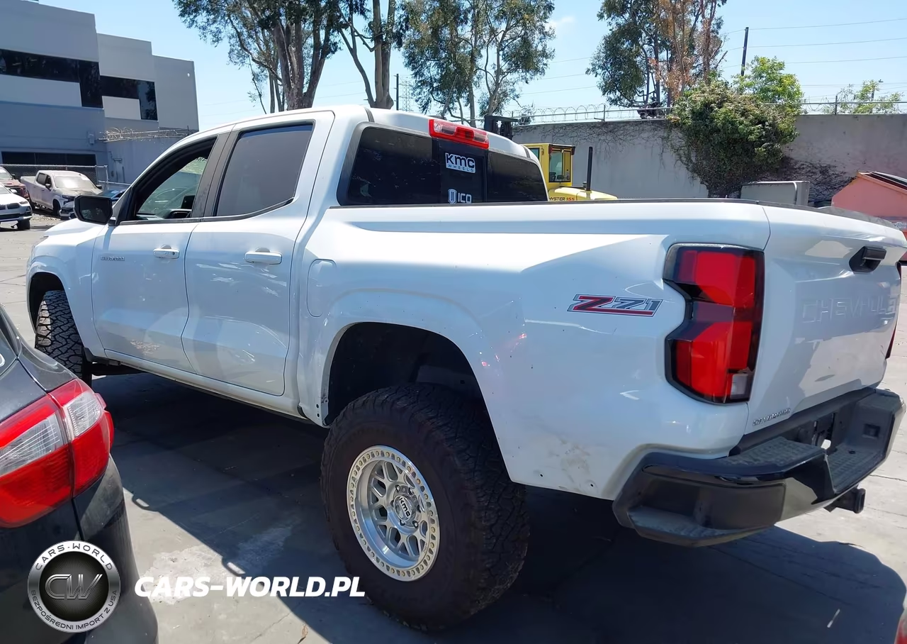 2024 Chevrolet Colorado 4Wd Z71 VIN:1GCPTDEK1R1118198 - 3