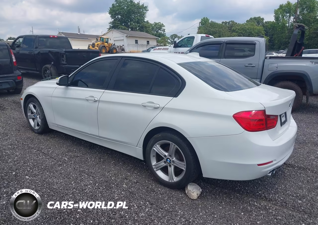 2014 BMW 328I xDrive VIN:WBA3B5C57EF599461 - 3