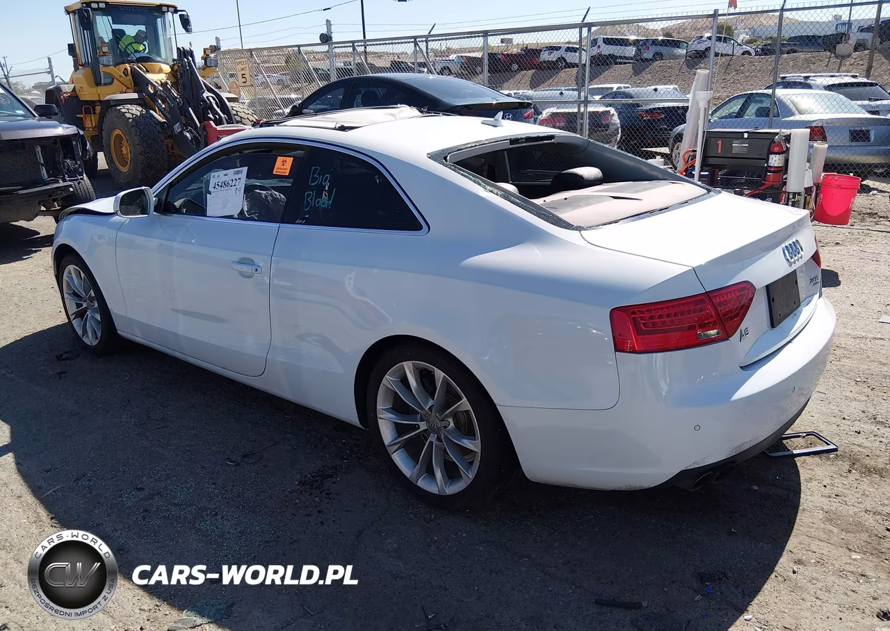 2013 Audi A5 2.0T Premium VIN:WAULFAFR1DA064343 - 3