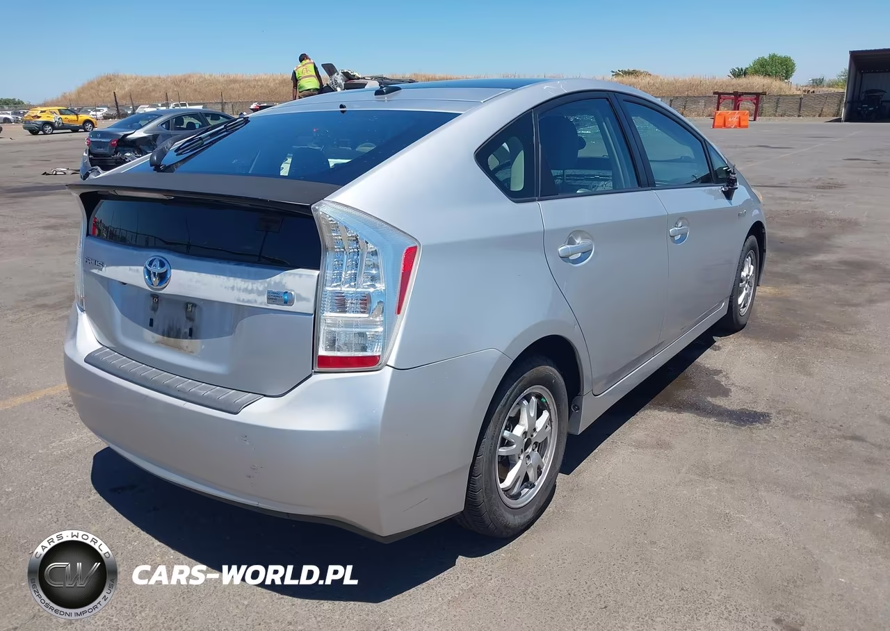 2010 Toyota Prius Iv VIN:JTDKN3DU4A0020052 - 4