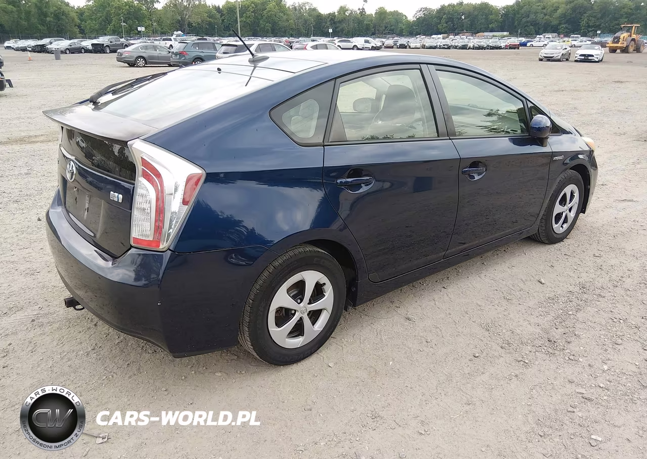 2012 Toyota Prius VIN:JTDKN3DU7C1524768 - 4
