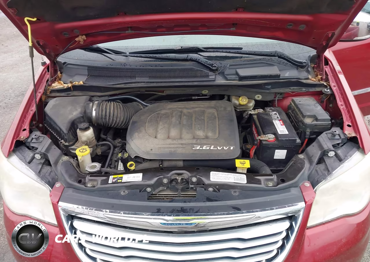 2014 Chrysler Town & Country Touring-L VIN:2C4RC1CG3ER284833 - 10