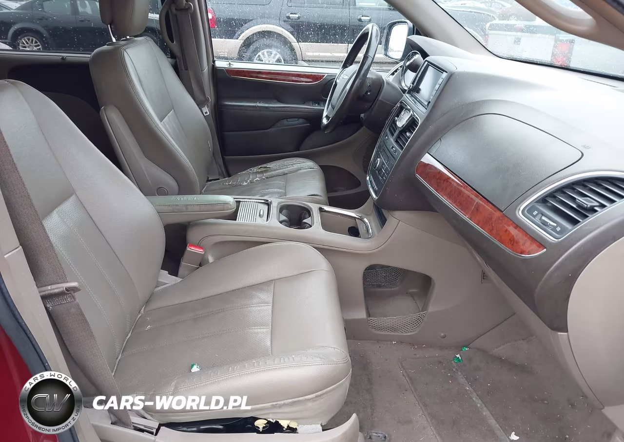 2014 Chrysler Town & Country Touring-L VIN:2C4RC1CG3ER284833 - 5