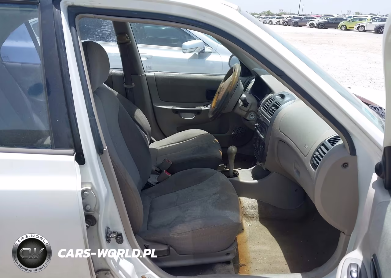 2000 Hyundai Accent Gl VIN:KMHCG45G4YU081011 - 5