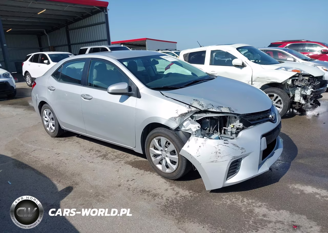 2015 Toyota Corolla Le – zdjęcie 1 z 17