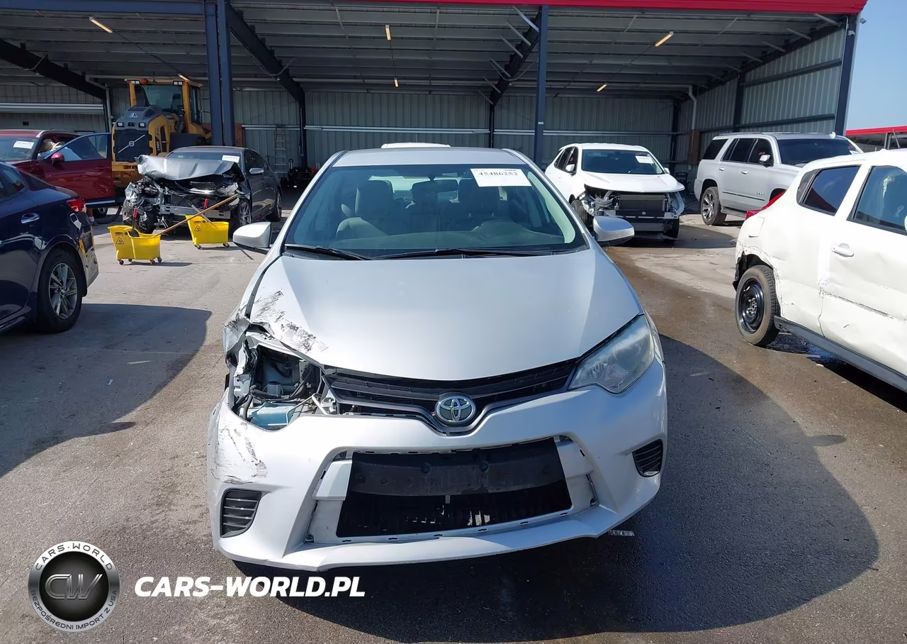 2015 Toyota Corolla Le VIN:2T1BURHE1FC352911 - 13