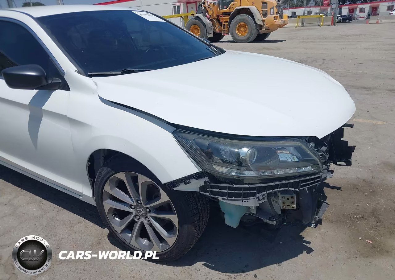 2015 Honda Accord Sport VIN:1HGCR2F55FA068431 - 19