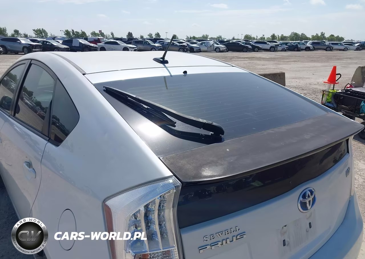 2010 Toyota Prius Iii VIN:JTDKN3DU1A0237882 - 15
