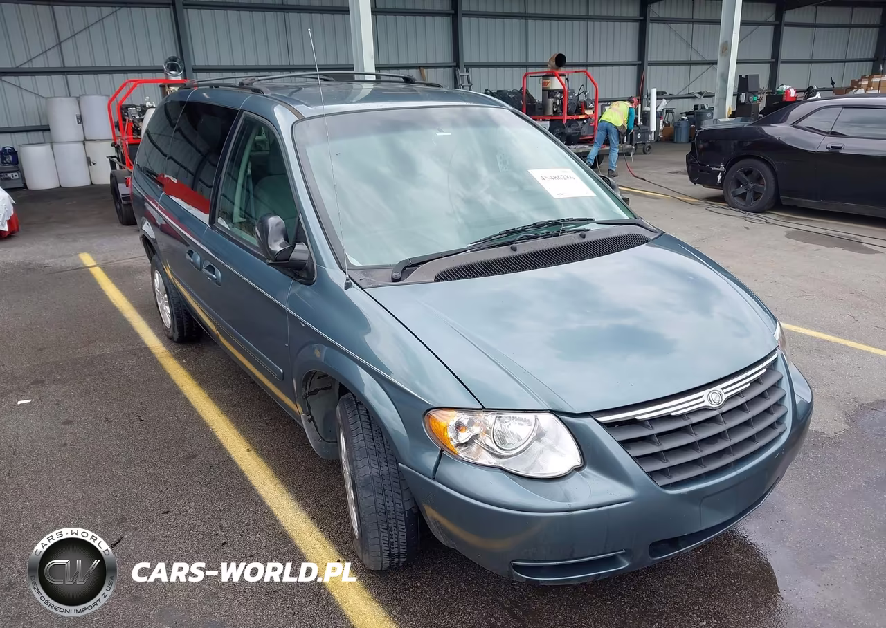 2007 Chrysler Town & Country Lx