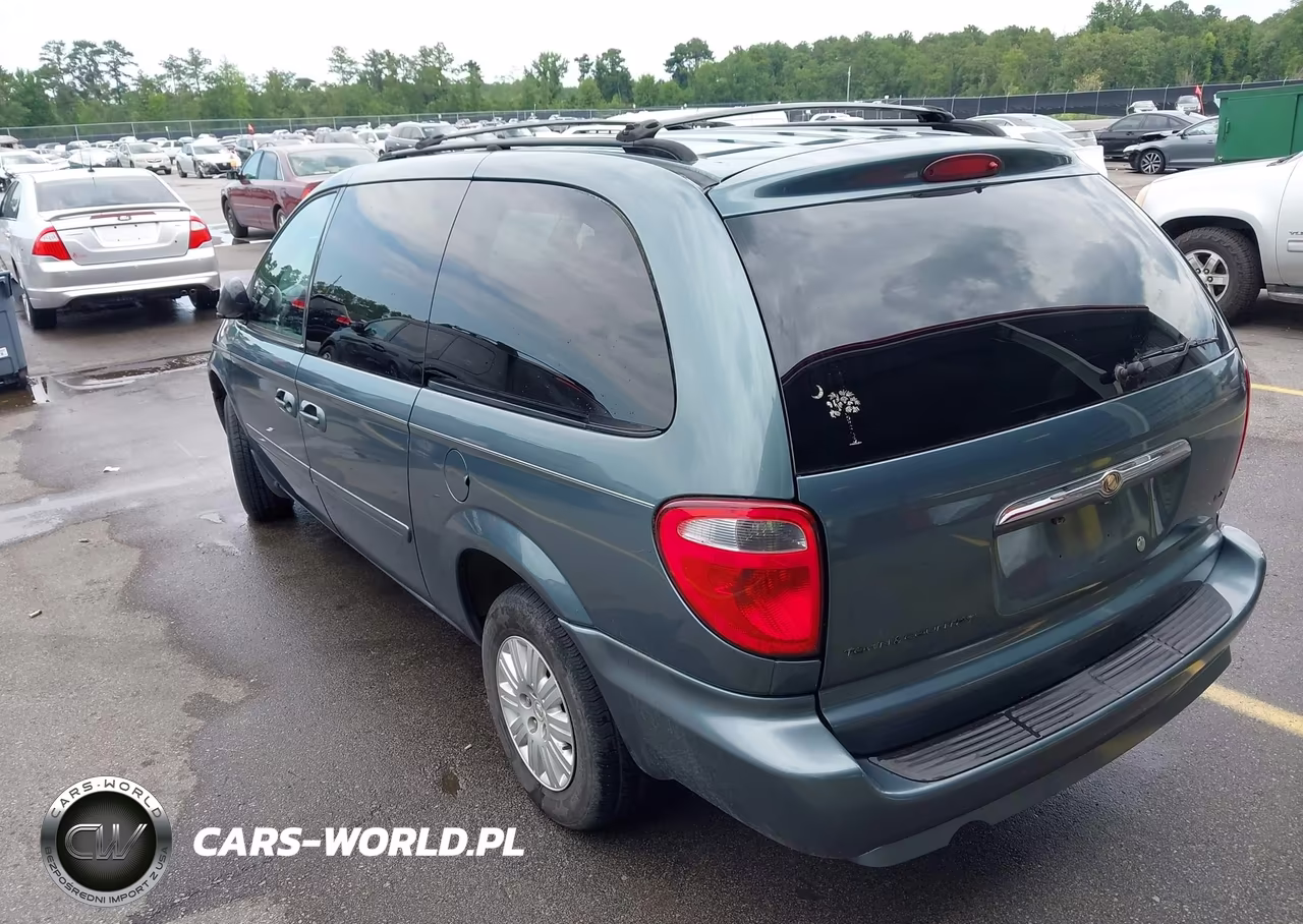 2007 Chrysler Town & Country Lx VIN:2A8GP44R47R246178 - 3