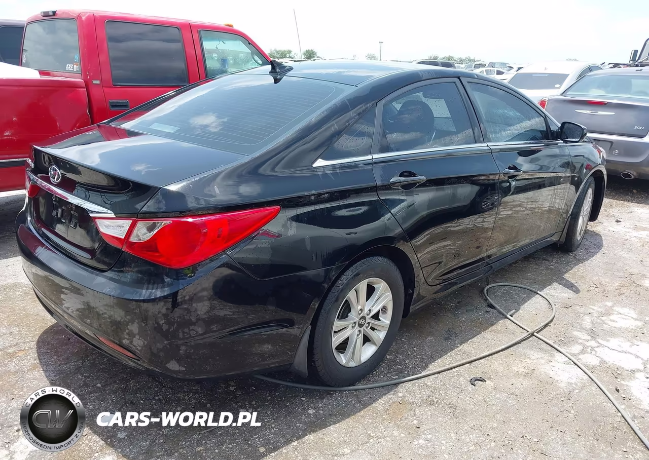 2011 Hyundai Sonata Gls VIN:5NPEB4AC3BH103211 - 4