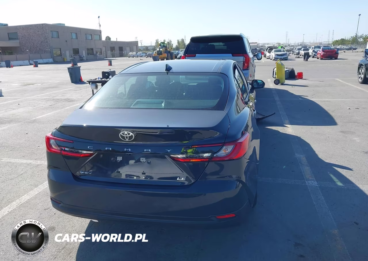 2026 Toyota Camry Le VIN:4T1DAACK9TU253814 - 16