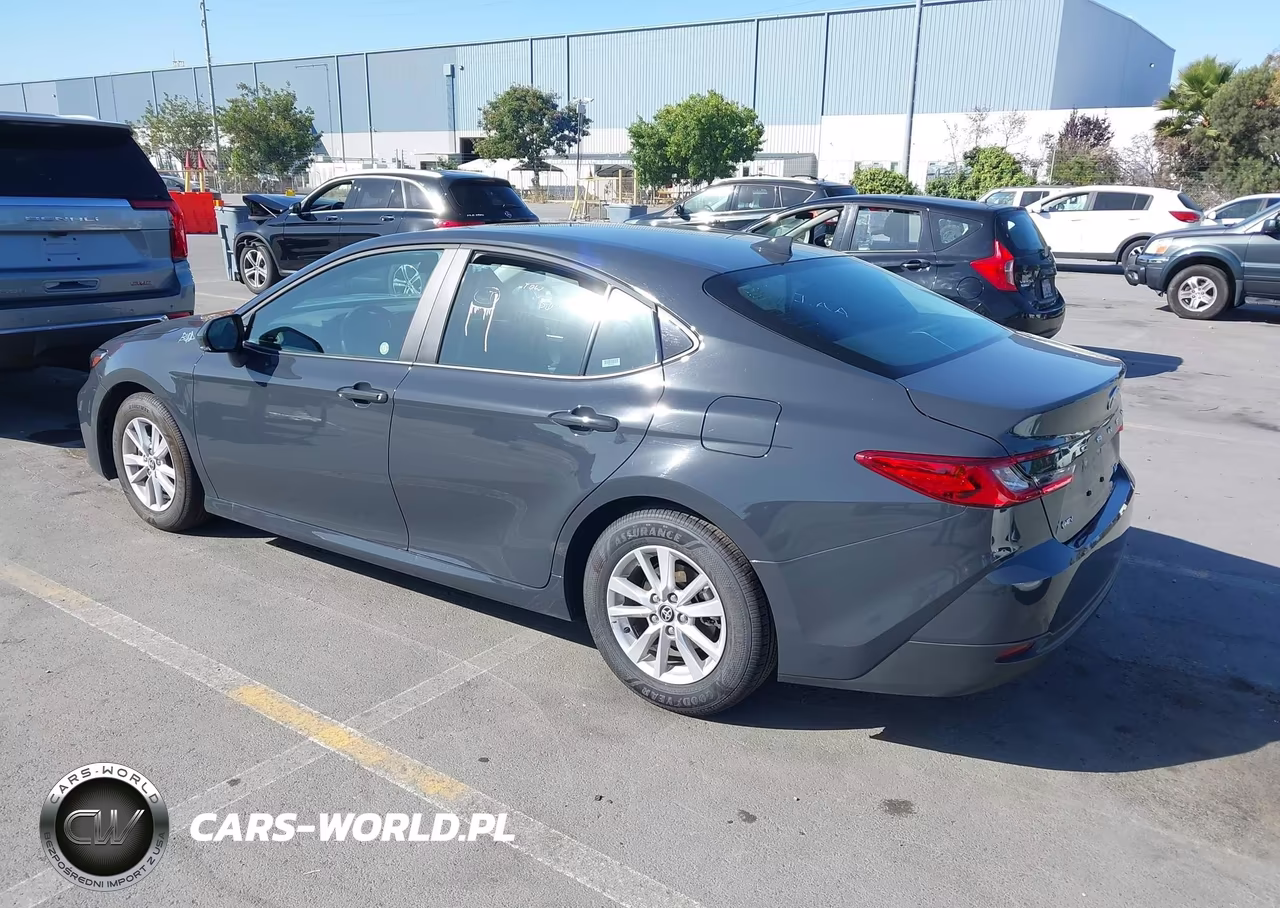 2026 Toyota Camry Le VIN:4T1DAACK9TU253814 - 3