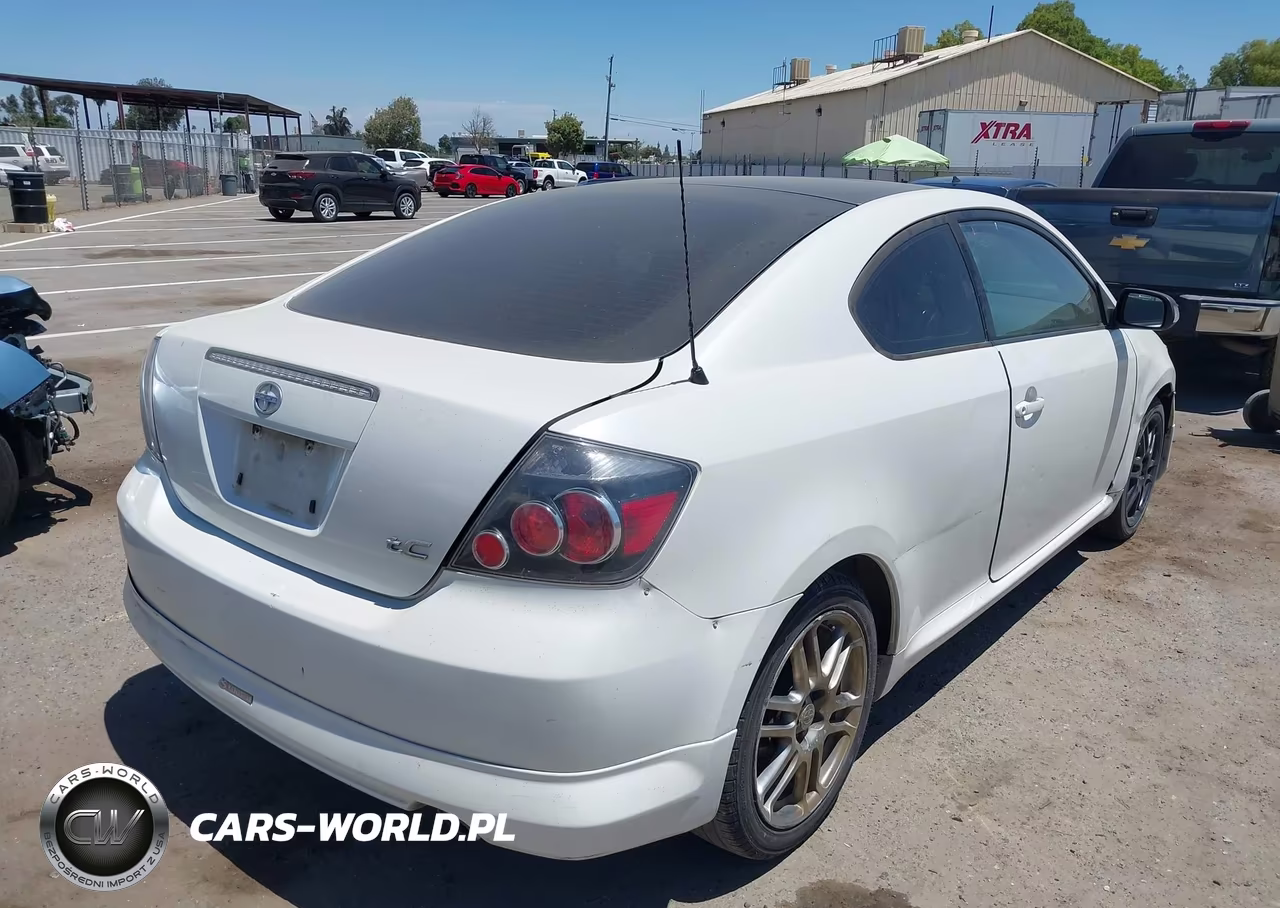 2007 Scion Tc VIN:JTKDE177170212422 - 4