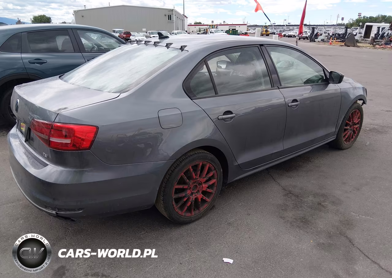 2016 Volkswagen Jetta 1.4T Se VIN:3VWD67AJ0GM221201 - 4