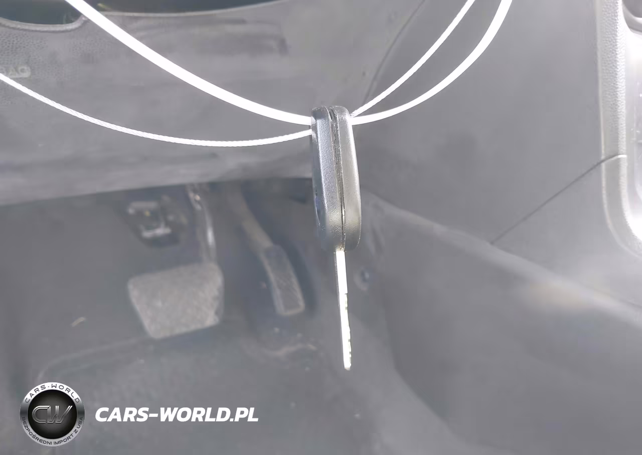 2016 Ford Fiesta S VIN:3FADP4TJ0GM167948 - 11