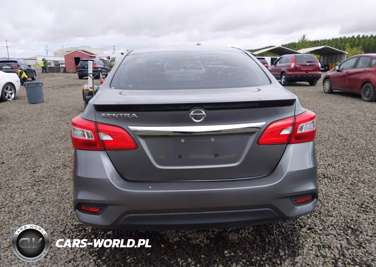 2018 Nissan Sentra S VIN:3N1AB7AP8JY346472 - 17