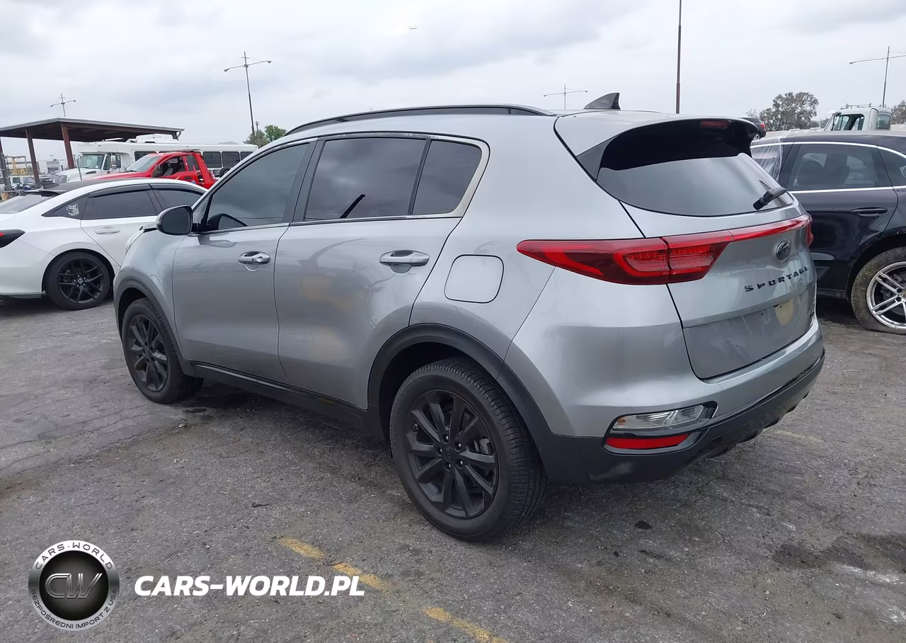 2022 Kia Sportage Nightfall Edition VIN:KNDP6CAC4N7949556 - 3