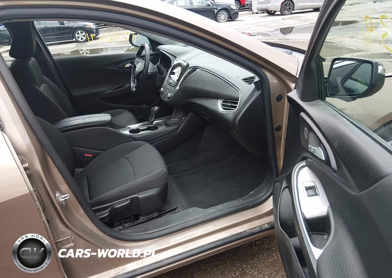 2018 Chevrolet Malibu Lt VIN:1G1ZD5ST4JF260456 - 5