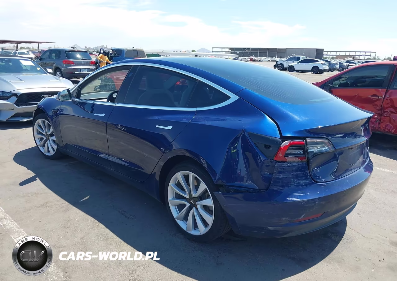 2018 Tesla Model 3 Long Range-Performance VIN:5YJ3E1EB6JF097853 - 3