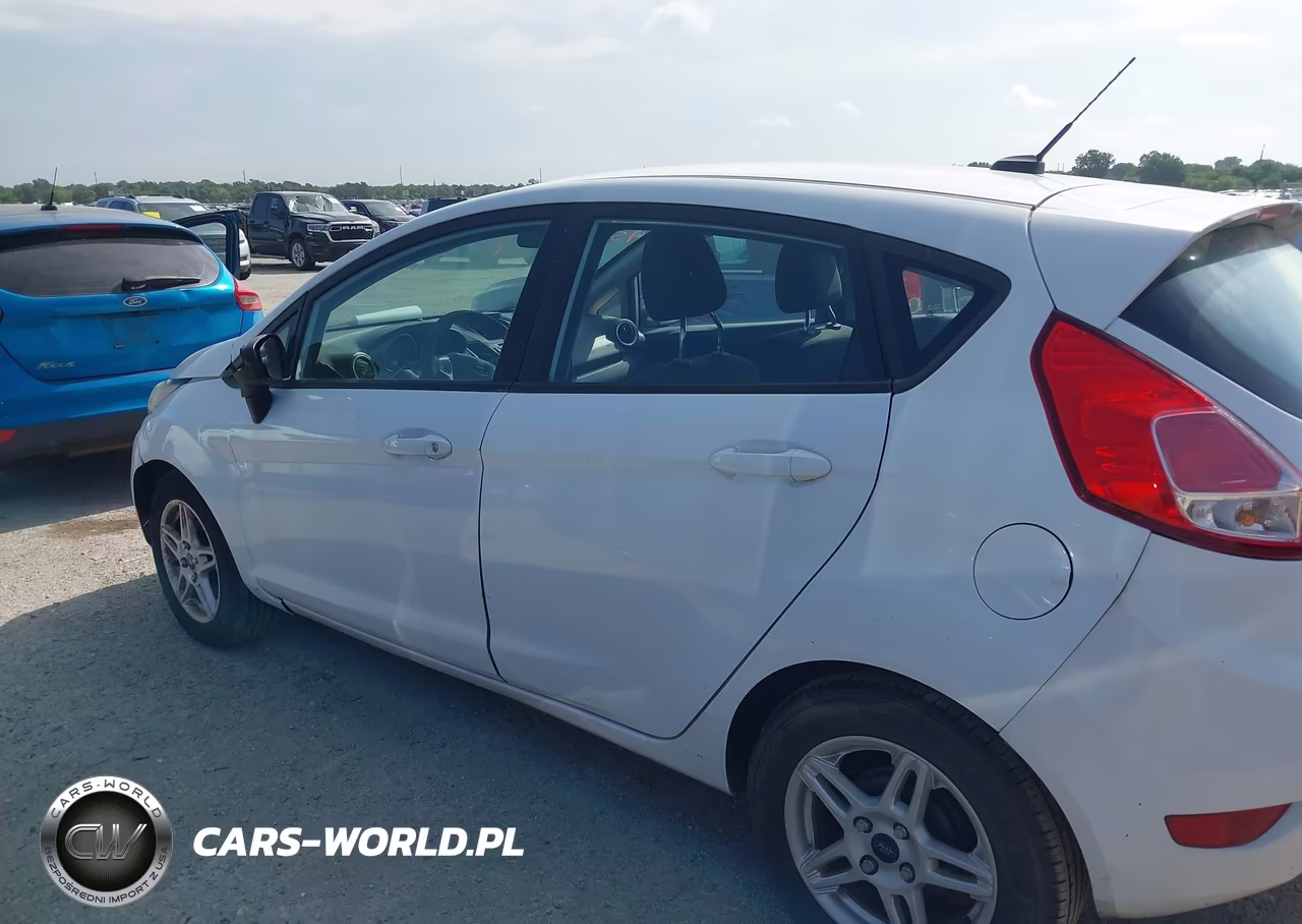 2017 Ford Fiesta VIN:3FADP4EJ6HM115237 - 14